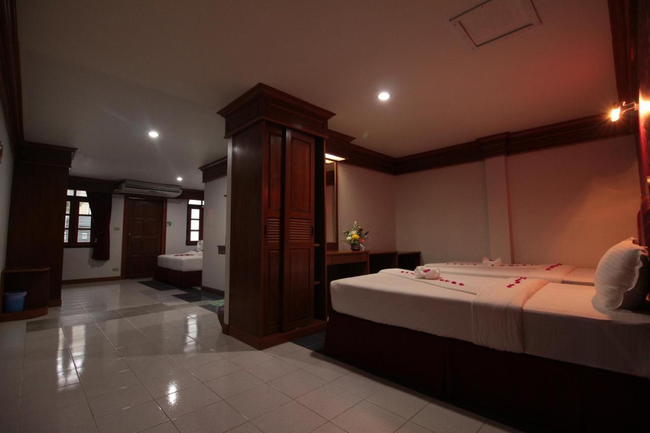 Taj Phuket Inn Patong Exterior photo